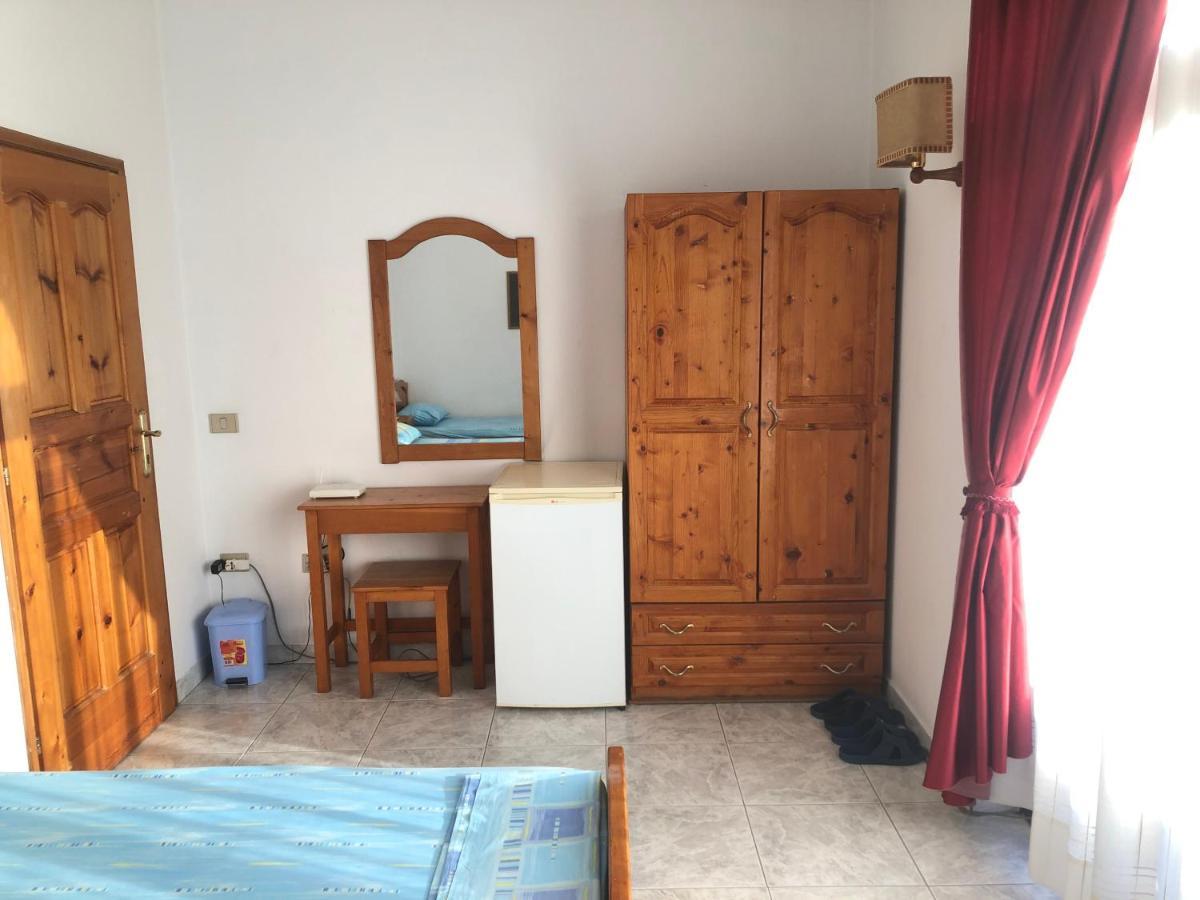 Villa Pepeto Durres Albania Exterior photo